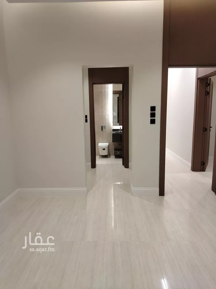 فيلا للبيع في شارع يوسف الشافعي, حي العارض, مدينة الرياض, منطقة الرياض صورة 3