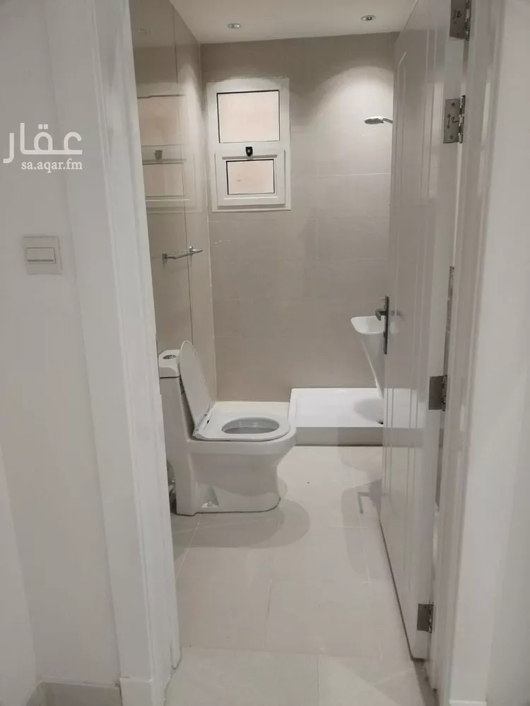 فيلا للبيع في شارع عبدالعزيز بن سبيل, حي العارض, مدينة الرياض, منطقة الرياض صورة 5