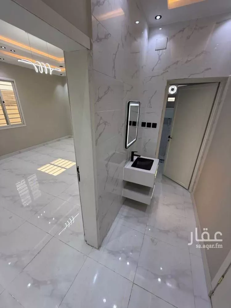 دور للبيع في شارع خميس مطير, حي المفازه, مدينة المفازه, منطقة عسير صورة 2