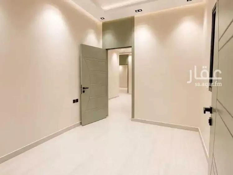 دور للبيع في شارع ريس, حي بدر, مدينة الرياض, منطقة الرياض صورة 5
