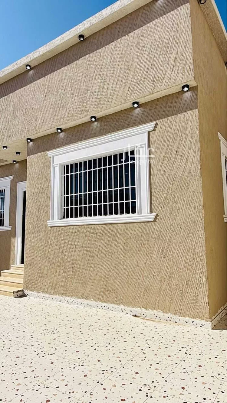 دور للبيع في شارع النهضة 35, حي النهضة, مدينة أحد رفيدة, منطقة عسير