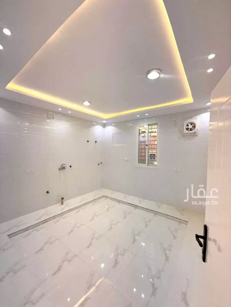 دور للبيع في شارع طريق الشعبين, حي الزمرة, مدينة الزمرة, منطقة عسير صورة 4