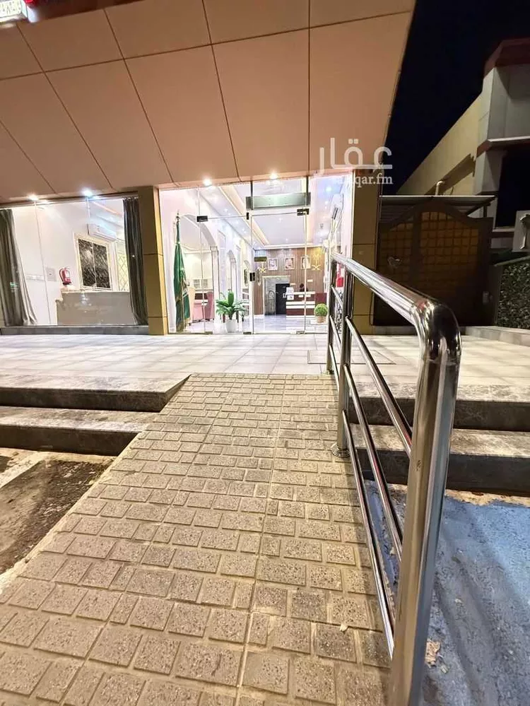 عمارة للبيع في شارع الحزام الدائري, حي الخالدية, مدينة محائل, منطقة عسير صورة 5