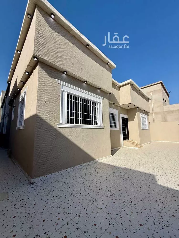 دور للبيع في شارع النهضة 35, حي النهضة, مدينة أحد رفيدة, منطقة عسير 6
