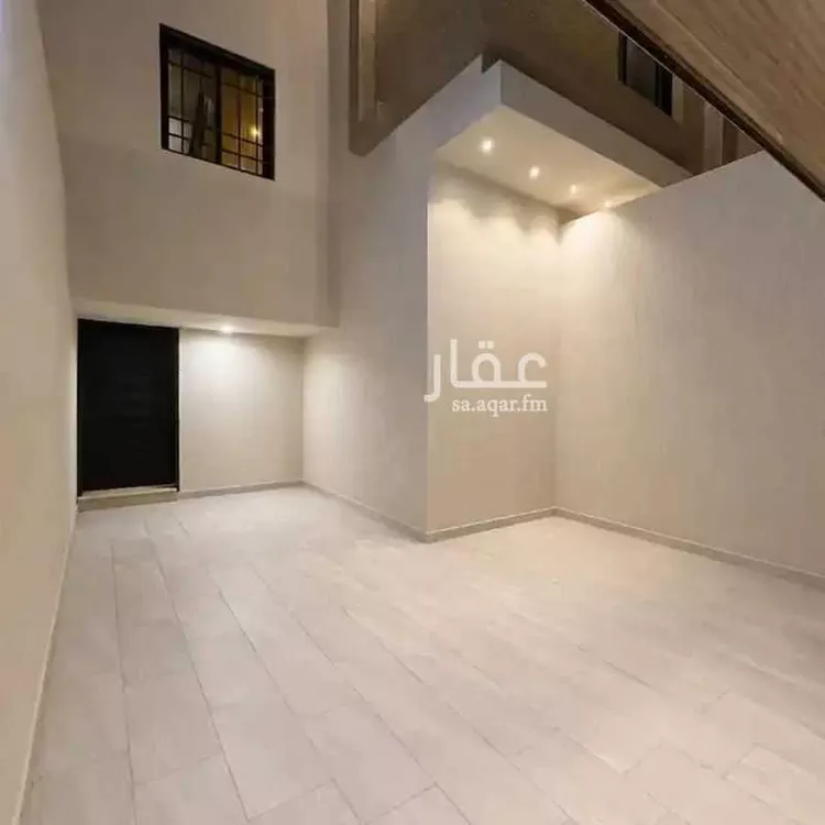 دور للبيع في شارع ريس, حي بدر, مدينة الرياض, منطقة الرياض 6