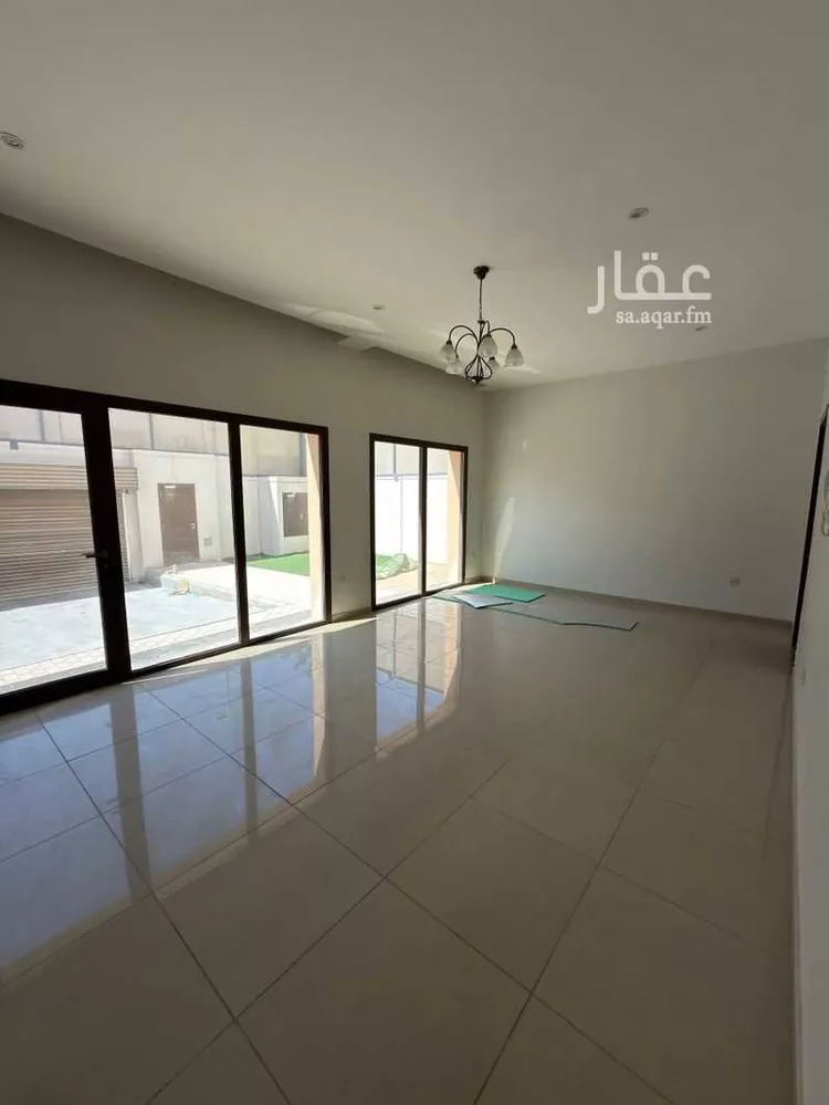 فيلا للإيجار في شارع 3809928, حي الظهران, مدينة الظهران, المنطقة الشرقية صورة 4