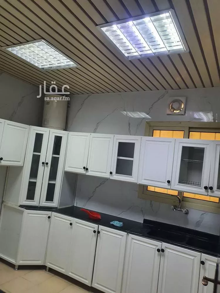 شقة للإيجار في شارع ابن المنذر ، حي عكاظ ، الرياض ، منطقة الرياض صورة 5