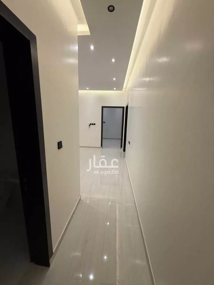 فيلا للبيع في شارع جنادة بن تميم, حي النسيم الغربي, مدينة الرياض, منطقة الرياض صورة 5