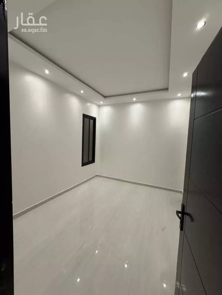 فيلا للبيع في شارع جنادة بن تميم, حي النسيم الغربي, مدينة الرياض, منطقة الرياض صورة 3