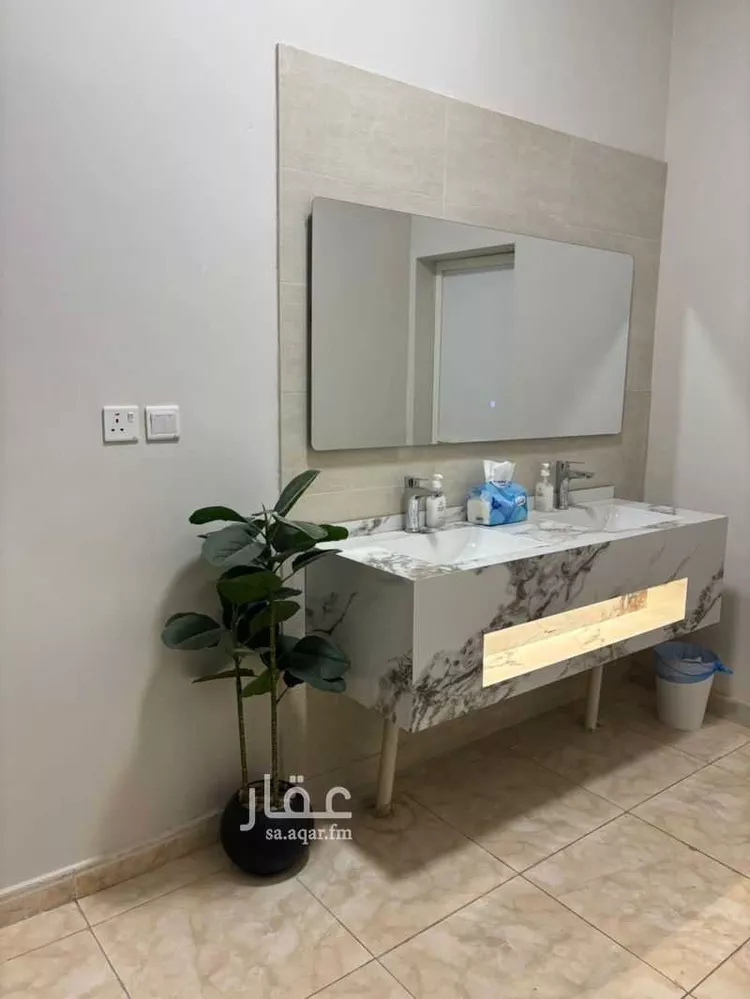 فيلا للبيع في شارع معشورا, حي العزيزية, مدينة الرياض, منطقة الرياض 8