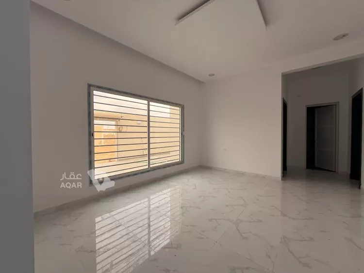 Floor for Rent in Al Kharj New Industrial Area