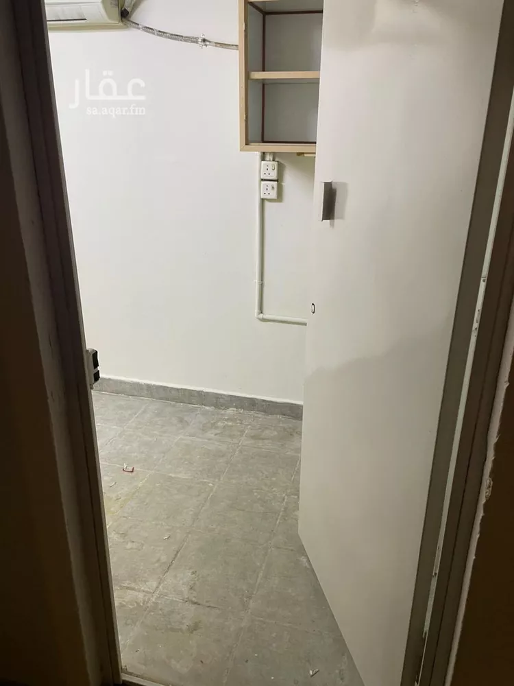 غرفة للإيجار في شارع ابي بكر الصديق الفرعي, حي المرسلات, مدينة الرياض, منطقة الرياض 8