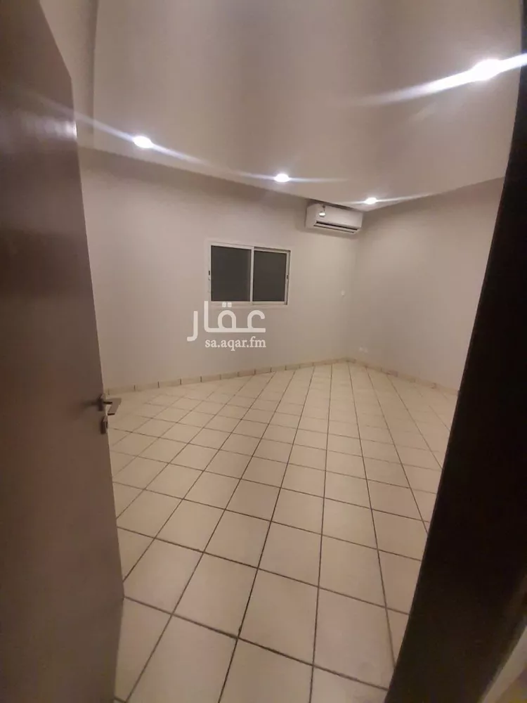 شقة للإيجار في شارع ابي بكر الصديق الفرعي, حي المصيف, مدينة الرياض, منطقة الرياض صورة 3