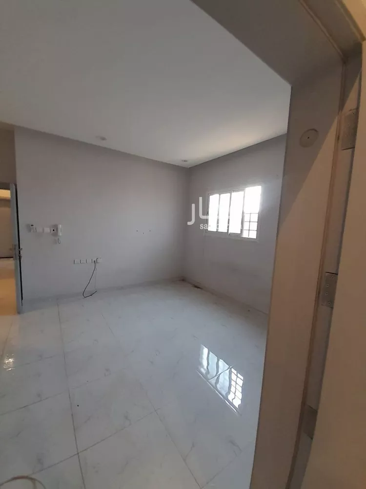 Floor for Rent in Riyadh Al Malaz صورة 4