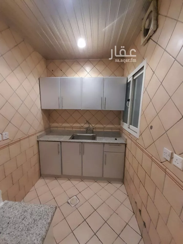 شقة للإيجار في شارع ابي بكر الصديق الفرعي, حي الملك سلمان, مدينة الرياض, منطقة الرياض صورة 3