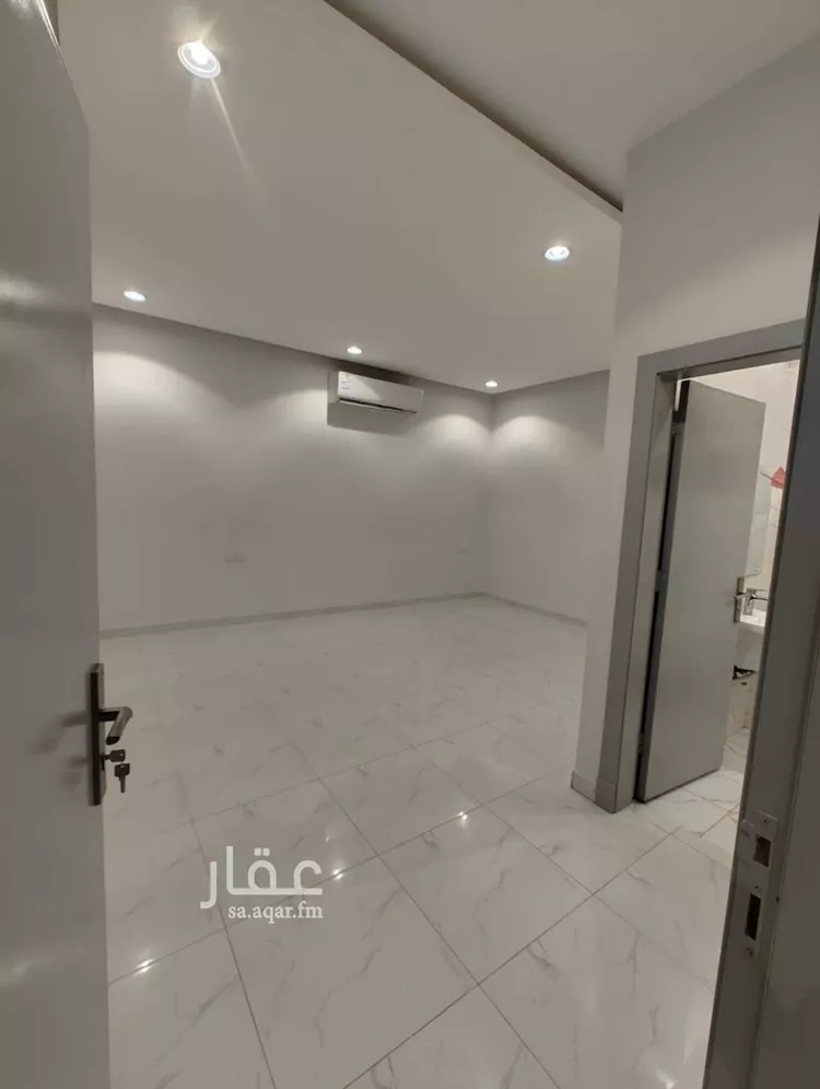 Floor for Rent in Riyadh Al Malaz