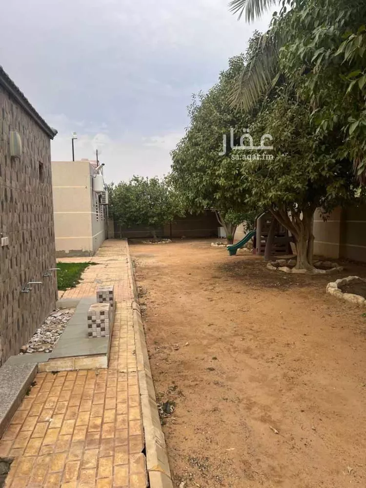 مزرعة للبيع في شارع طريق زراعي 30م, مدينة عيون الجواء, منطقة القصيم