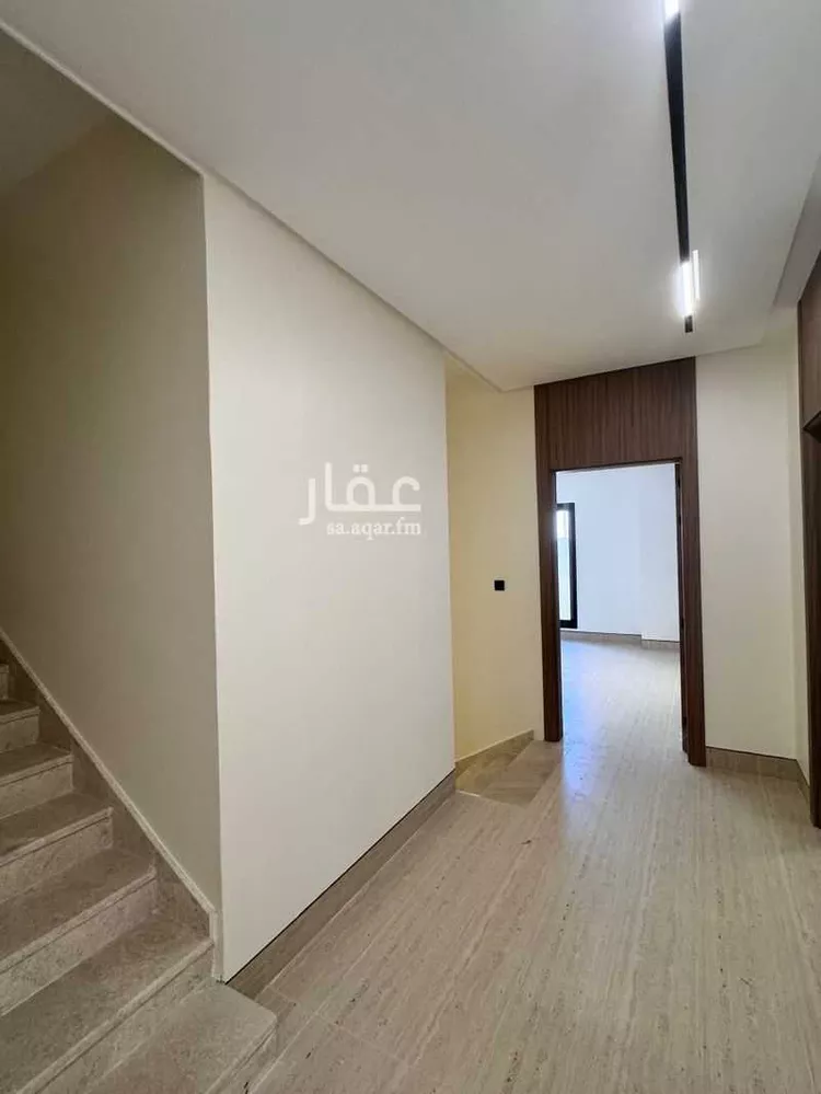 فيلا للبيع في شارع الامام البخاري, حي ظهرة العودة شرق, مدينة الدرعية, منطقة الرياض 21