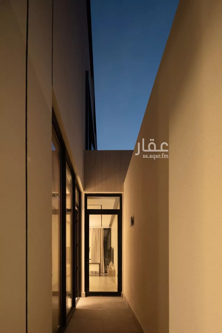 دور للبيع في شارع جبل أخزم, حي النزهة, مدينة الرياض, منطقة الرياض صورة 4