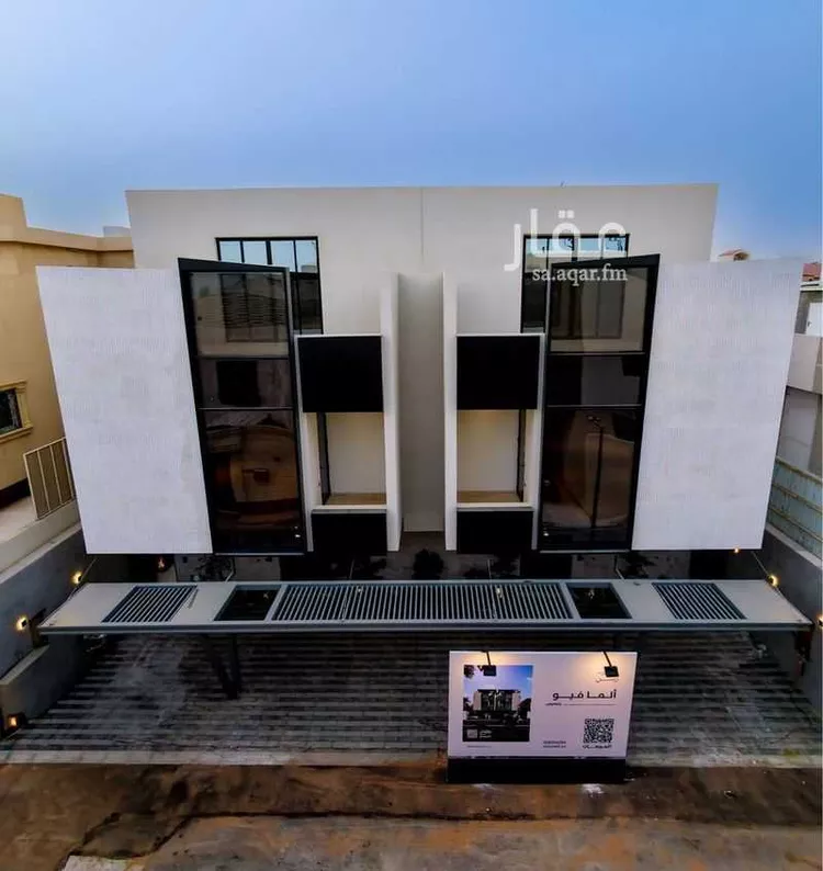دور للبيع في شارع الرمث, حي المعذر الشمالي, مدينة الرياض, منطقة الرياض صورة 2
