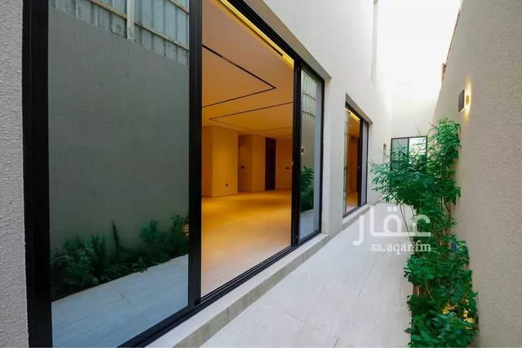 دور للبيع في شارع الرمث, حي المعذر الشمالي, مدينة الرياض, منطقة الرياض 15
