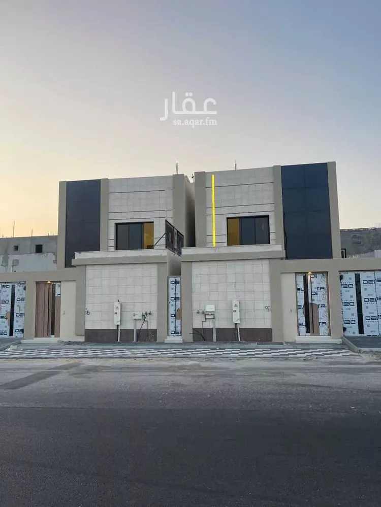 فيلا للبيع في شارع عبدالرحمن ابن ابي عقيل, حي طيبة, مدينة الدمام, المنطقة الشرقية