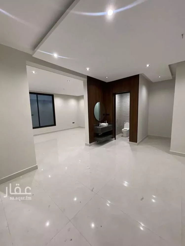 فيلا للبيع في شارع زيد بن ارقم, حي طيبة, مدينة الدمام, المنطقة الشرقية صورة 4