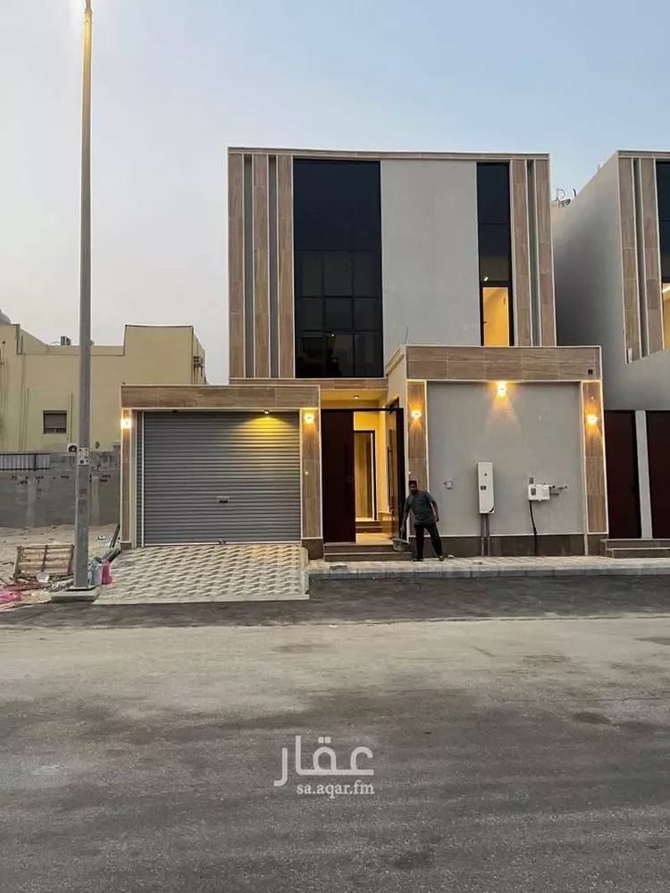 فيلا للبيع في شارع انيف ابن حبيب, حي طيبة, مدينة الدمام, المنطقة الشرقية