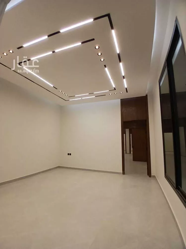 Floor for Sale in Riyadh Ash Sharq 7