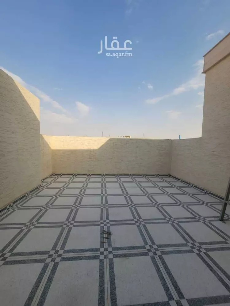 دور للبيع في شارع محمد بن أحمد الفاسي, حي المعيزيلة, مدينة الرياض, منطقة الرياض