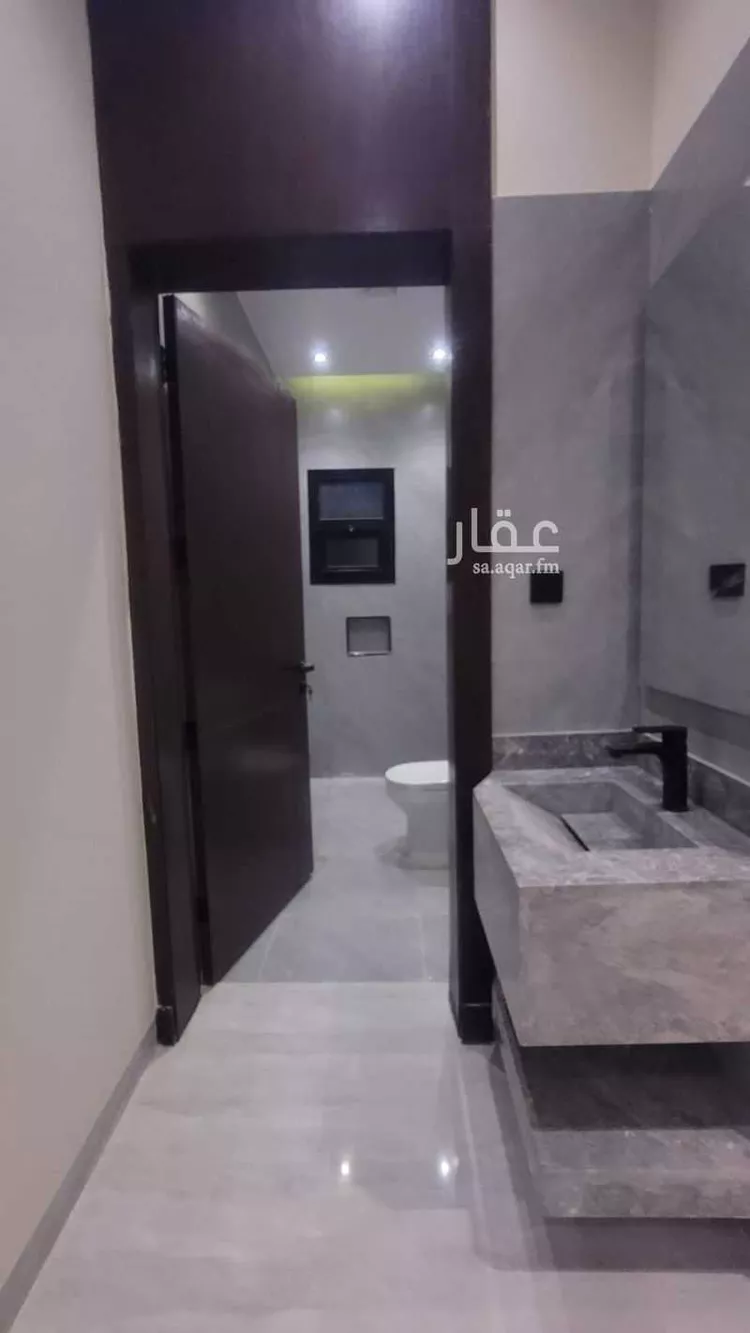 دور للبيع في شارع عبدالحي كمال, حي المعيزيلة, مدينة الرياض, منطقة الرياض 6
