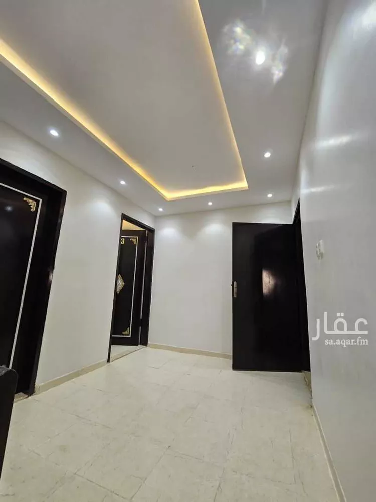 فيلا للبيع في شارع عبدالحي كمال, حي المعيزيلة, مدينة الرياض, منطقة الرياض صورة 2