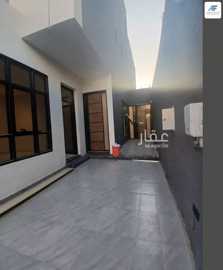 دور للبيع في شارع حمزة القبيطي, حي الرمال, مدينة الرياض, منطقة الرياض 7