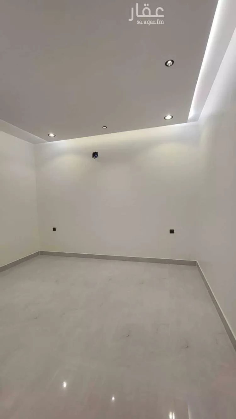 فيلا للبيع في شارع المجيمز, حي المعيزيلة, مدينة الرياض, منطقة الرياض صورة 4