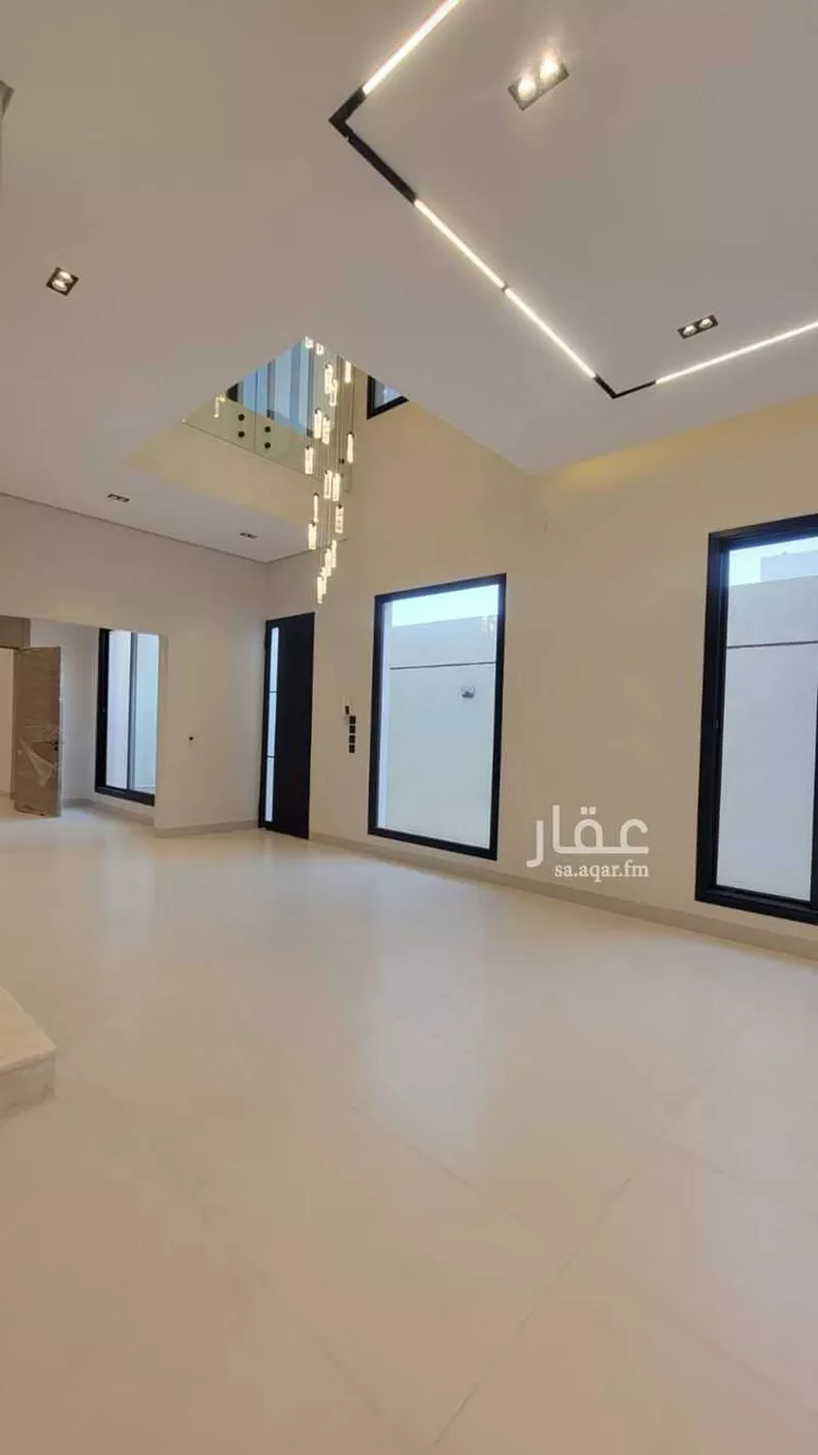 فيلا للبيع في شارع المجيمز, حي المعيزيلة, مدينة الرياض, منطقة الرياض صورة 5