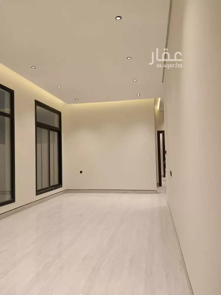 Floor for Sale in Riyadh Al Janadriyah