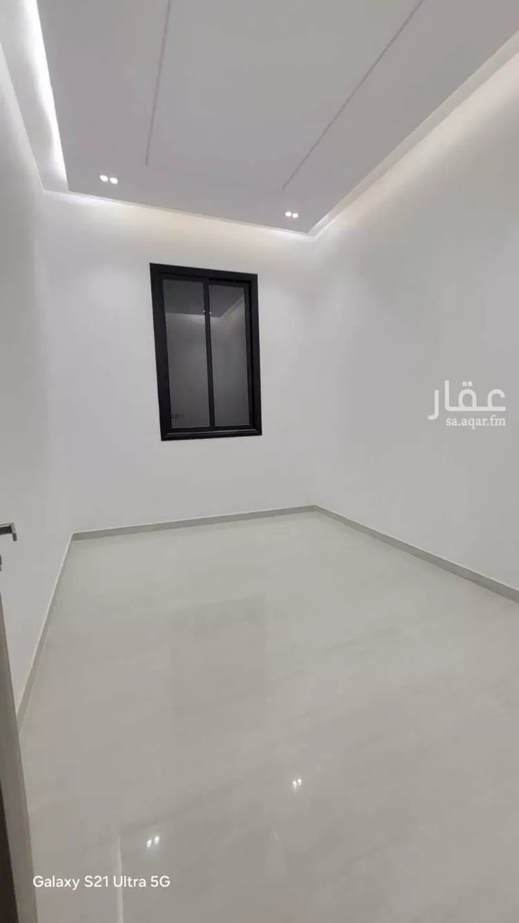 فيلا للبيع في شارع محمد بن أحمد الفاسي, حي الندوة, مدينة الرياض, منطقة الرياض صورة 2