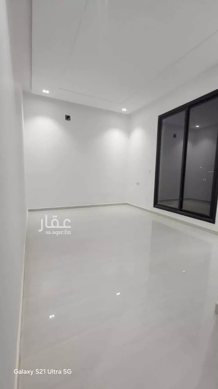 فيلا للبيع في شارع محمد بن أحمد الفاسي, حي الندوة, مدينة الرياض, منطقة الرياض صورة 4