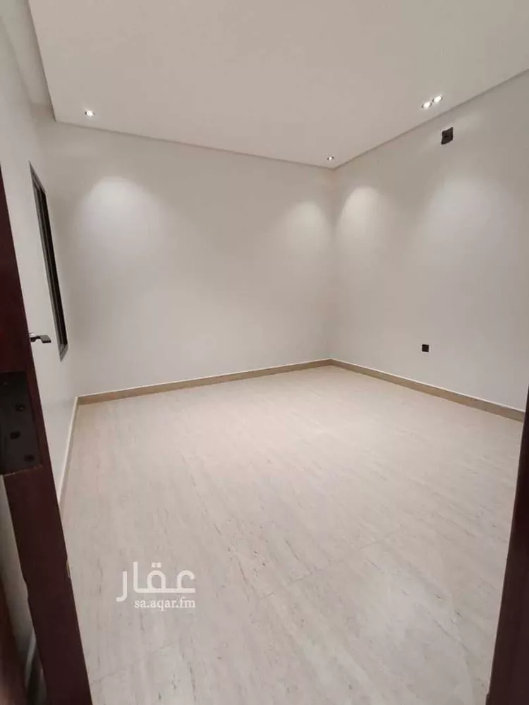 دور للبيع في شارع نصر الجيلاني, حي المرجان, مدينة الرياض, منطقة الرياض 6