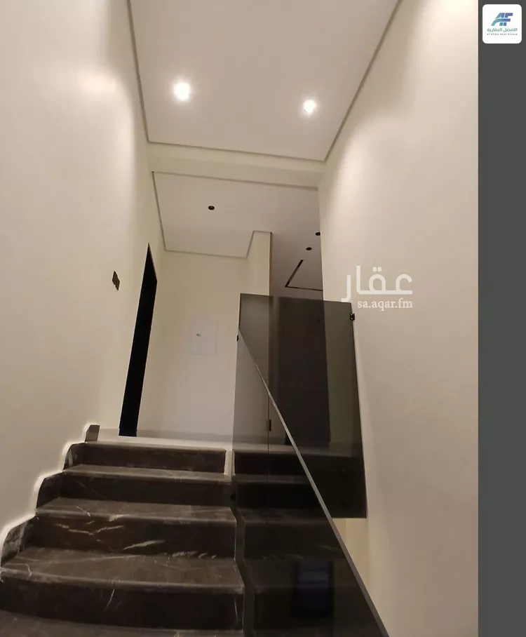 فيلا للبيع في شارع حمزة القبيطي, حي الرمال, مدينة الرياض, منطقة الرياض 6