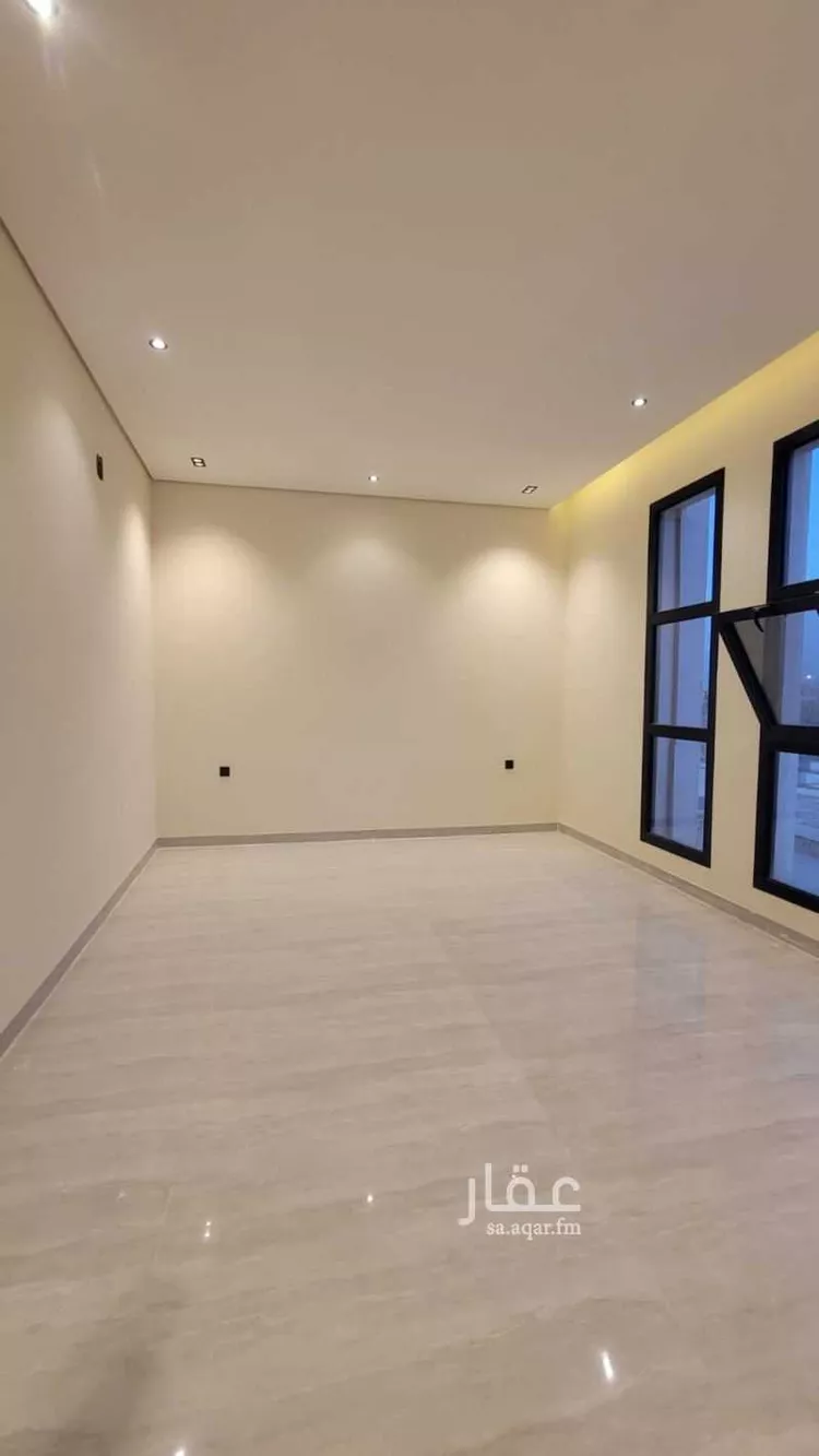 فيلا للبيع في شارع عبدالحي كمال, حي المعيزيلة, مدينة الرياض, منطقة الرياض صورة 3