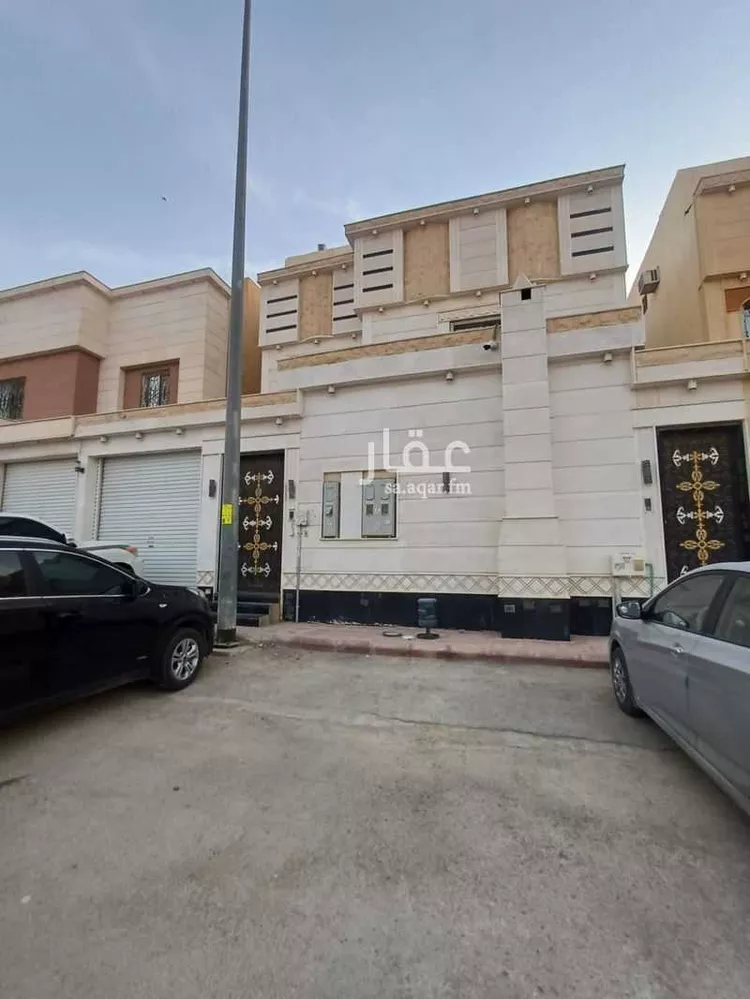 فيلا للبيع في شارع عمر مكرم, حي الرمال, مدينة الرياض, منطقة الرياض صورة 2