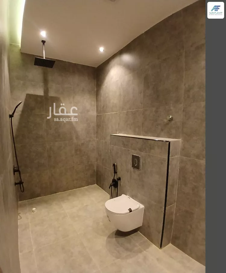 دور للبيع في شارع شارع, حي الجنادرية, مدينة الرياض, منطقة الرياض صورة 5