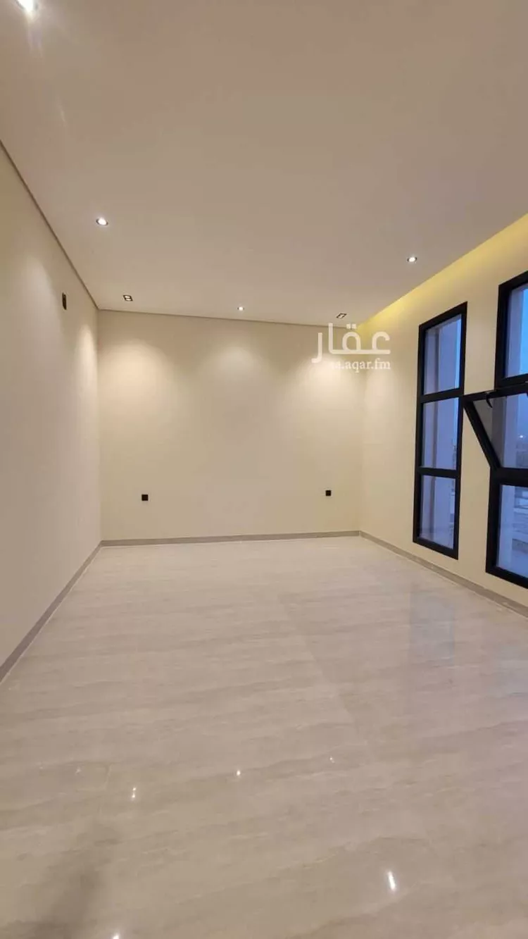 فيلا للبيع في شارع عبدالحي كمال, حي المعيزيلة, مدينة الرياض, منطقة الرياض صورة 2