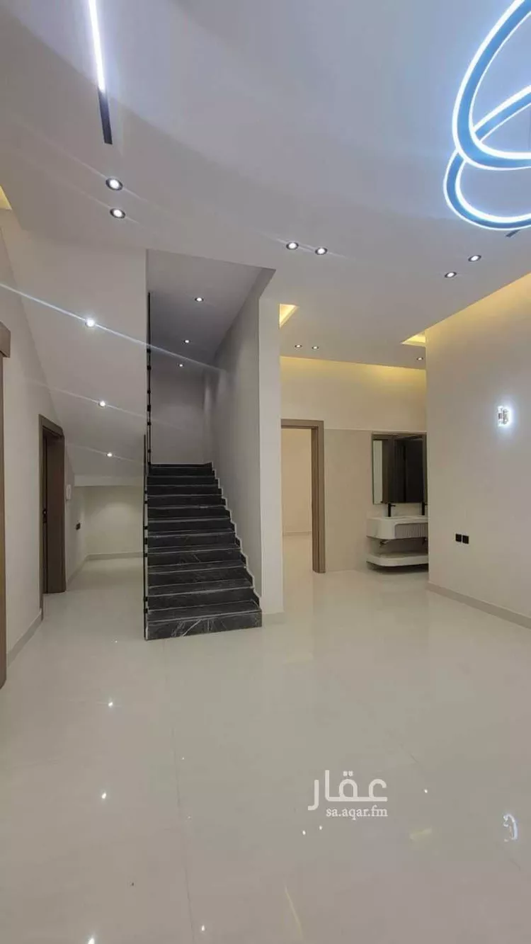دور للبيع في شارع الجنادرية , حي الندوة, مدينة الرياض, منطقة الرياض صورة 3
