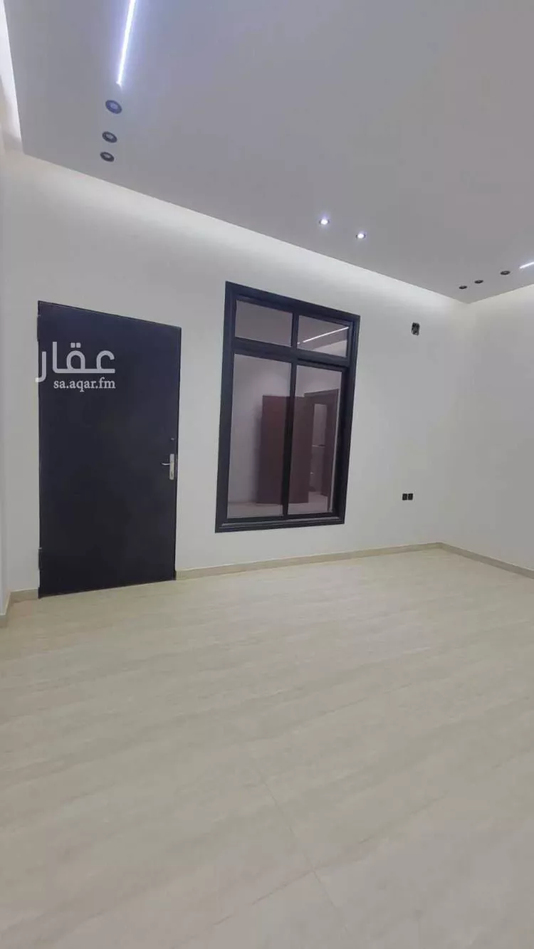 فيلا للبيع في شارع صالح محمد جمال, حي الرمال, مدينة الرياض, منطقة الرياض 7