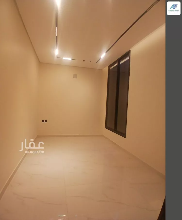 دور للبيع في شارع حمزة القبيطي, حي الرمال, مدينة الرياض, منطقة الرياض 8