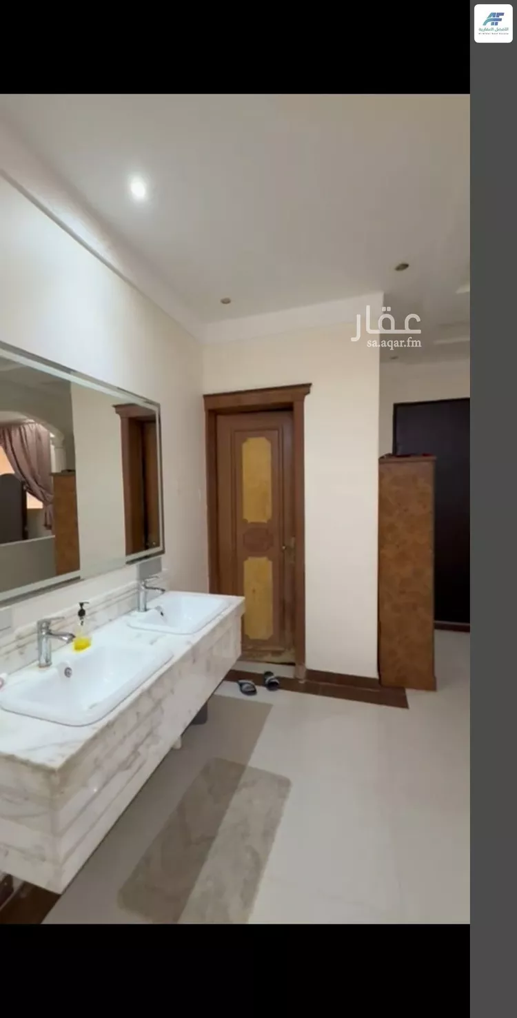 فيلا للبيع في شارع الحسين الغساني, حي الرمال, مدينة الرياض, منطقة الرياض صورة 5