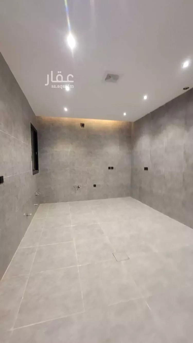 فيلا للبيع في شارع عبدالحي كمال, حي المعيزيلة, مدينة الرياض, منطقة الرياض صورة 2