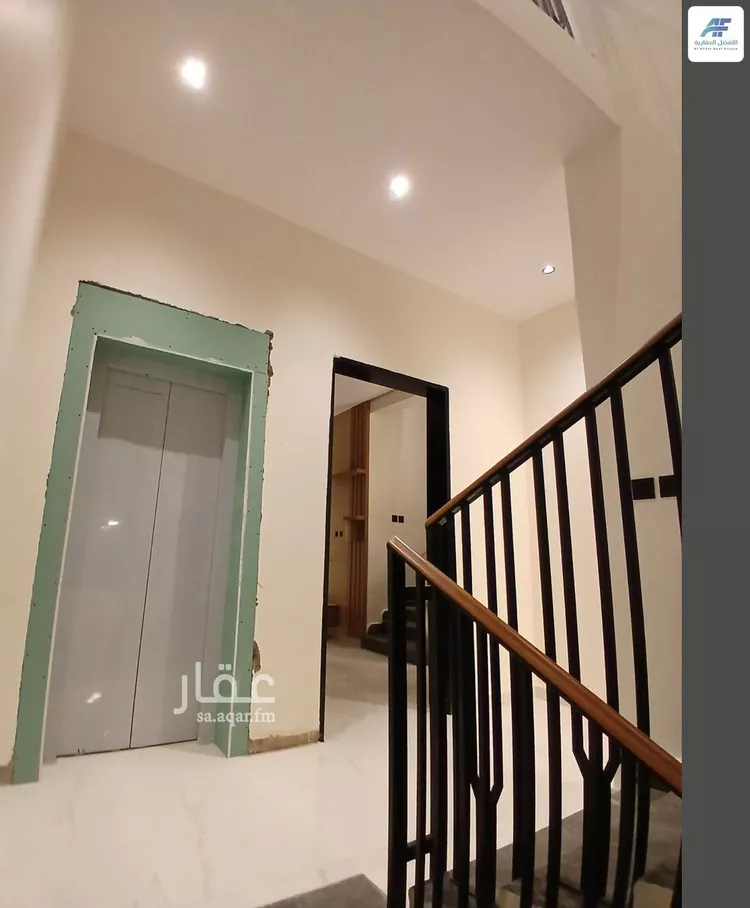 فيلا للبيع في شارع حمزة القبيطي, حي الرمال, مدينة الرياض, منطقة الرياض 9